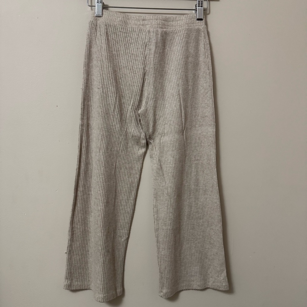 Amy Byer (girls M) size 10/12 cream tan ribbed two piece set wide leg pants - Picture 5 of 7